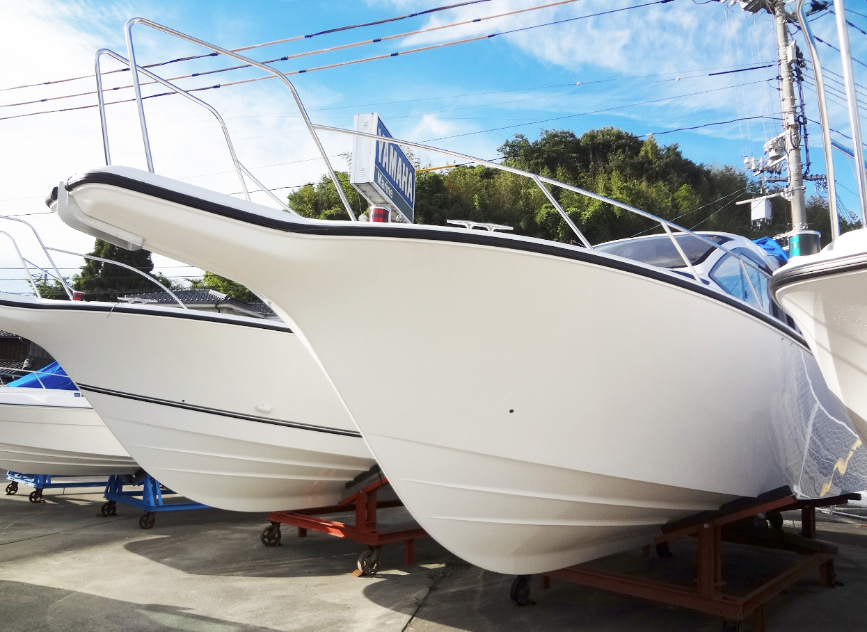 創業50年以上の信頼と
実績を誇る中古艇専門店